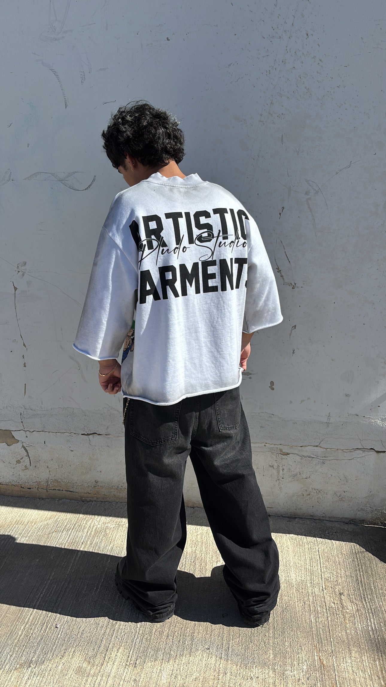 “Graffiti” Midsleeve