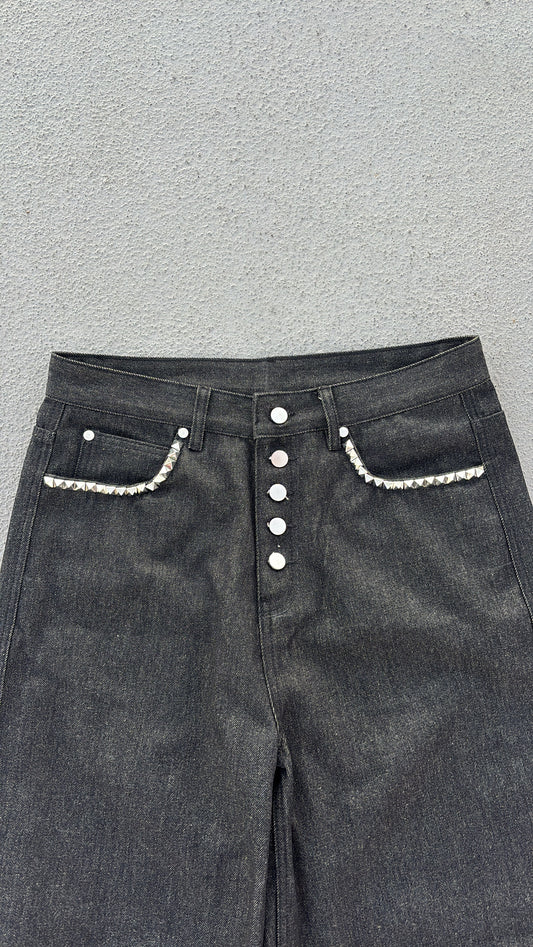 DETAILED Raw Denim